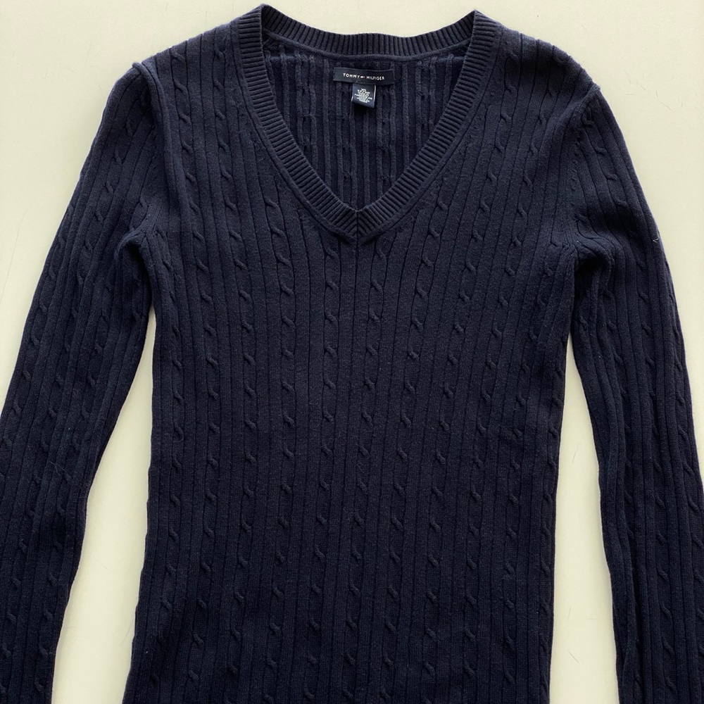 Tommy Hilfiger V Neck Women’s Sweater Size XS